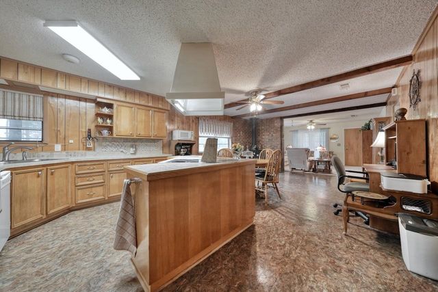 21945 Brierwood Dr, Frankston, TX 75763
