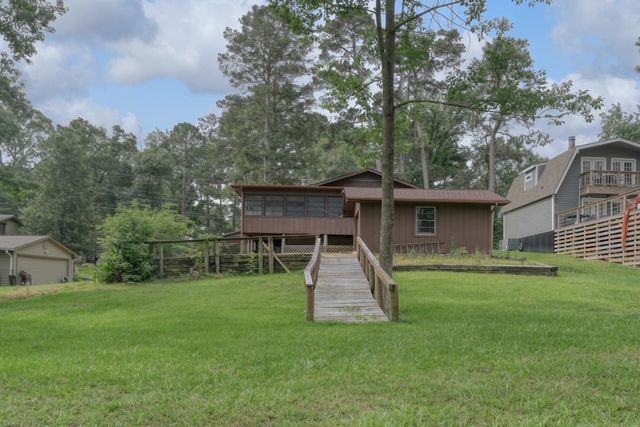 21945 Brierwood Dr, Frankston, TX 75763