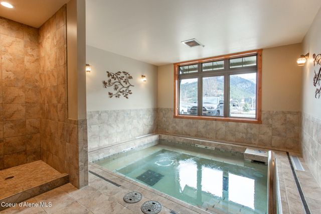 834 McKinley, 205, Kellogg, ID 83837