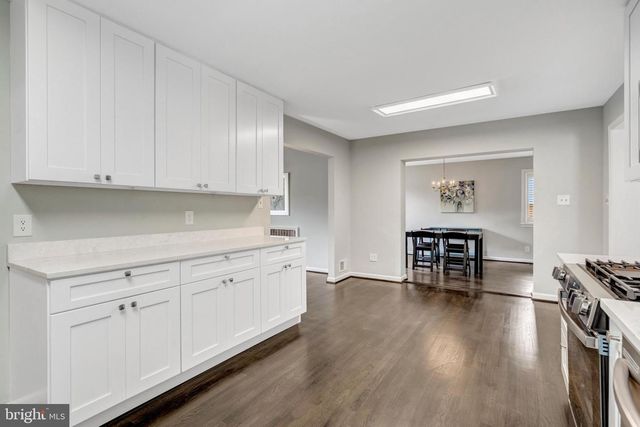 8710 PICCADILLY PL, Springfield, VA 22151