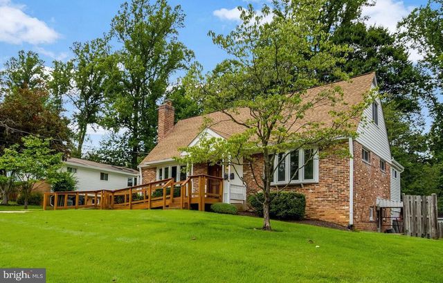 8710 PICCADILLY PL, Springfield, VA 22151