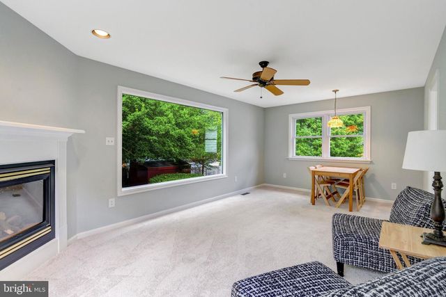 8710 PICCADILLY PL, Springfield, VA 22151