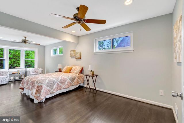 8710 PICCADILLY PL, Springfield, VA 22151