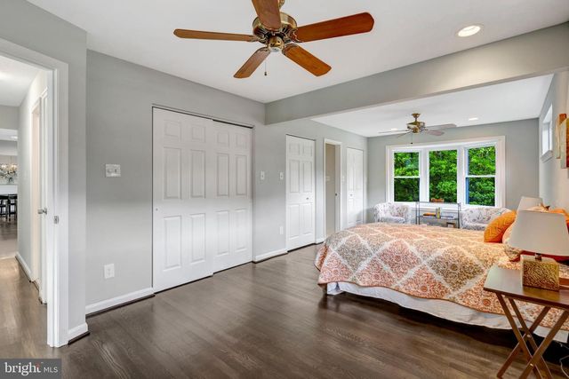 8710 PICCADILLY PL, Springfield, VA 22151