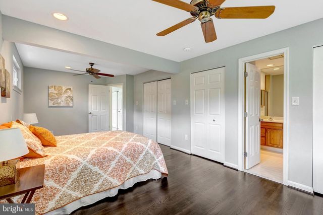 8710 PICCADILLY PL, Springfield, VA 22151