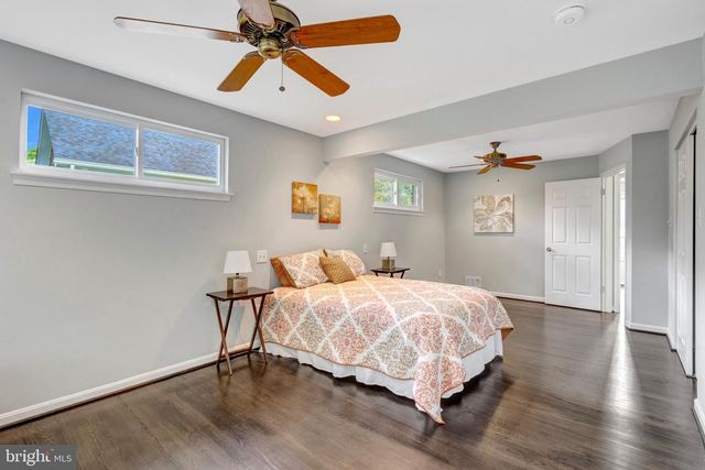 8710 PICCADILLY PL, Springfield, VA 22151