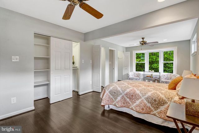 8710 PICCADILLY PL, Springfield, VA 22151