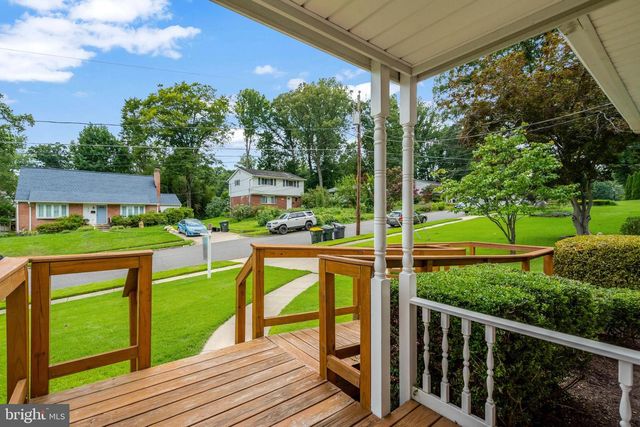 8710 PICCADILLY PL, Springfield, VA 22151