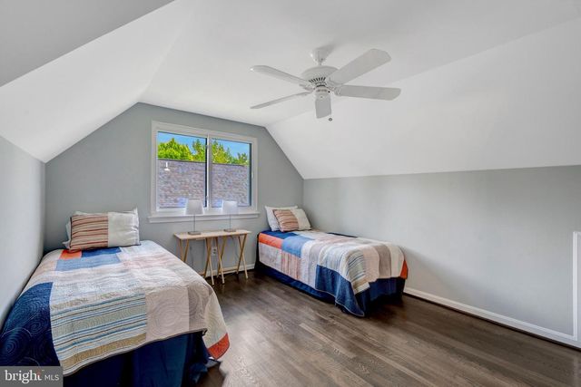 8710 PICCADILLY PL, Springfield, VA 22151