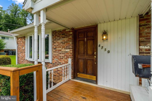 8710 PICCADILLY PL, Springfield, VA 22151