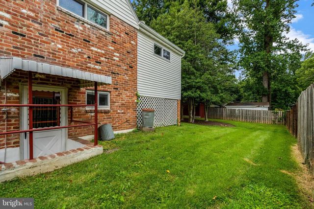 8710 PICCADILLY PL, Springfield, VA 22151