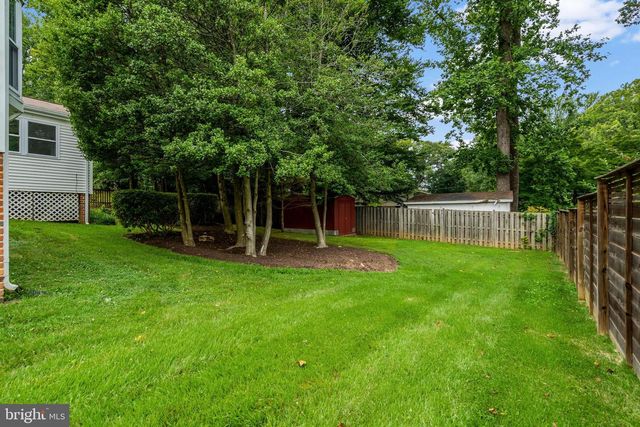 8710 PICCADILLY PL, Springfield, VA 22151