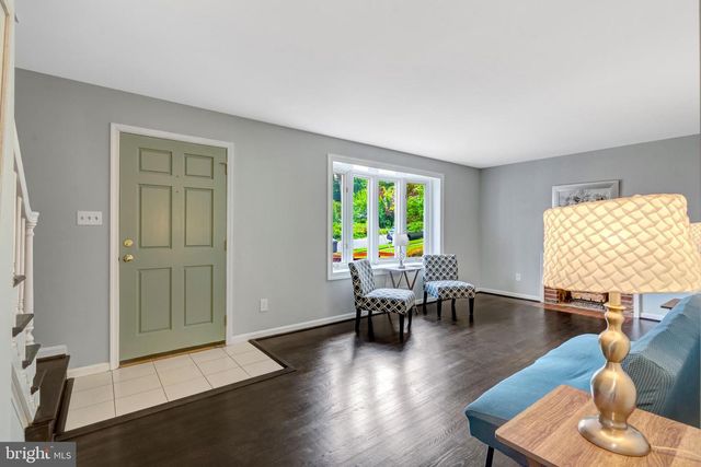 8710 PICCADILLY PL, Springfield, VA 22151