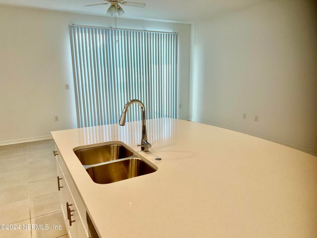 13112 ANNIE’S WALK Drive, Jacksonville, FL 32218