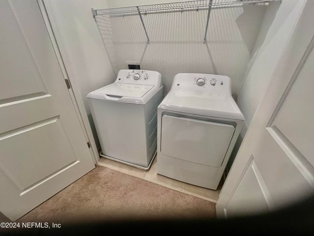 13112 ANNIE’S WALK Drive, Jacksonville, FL 32218