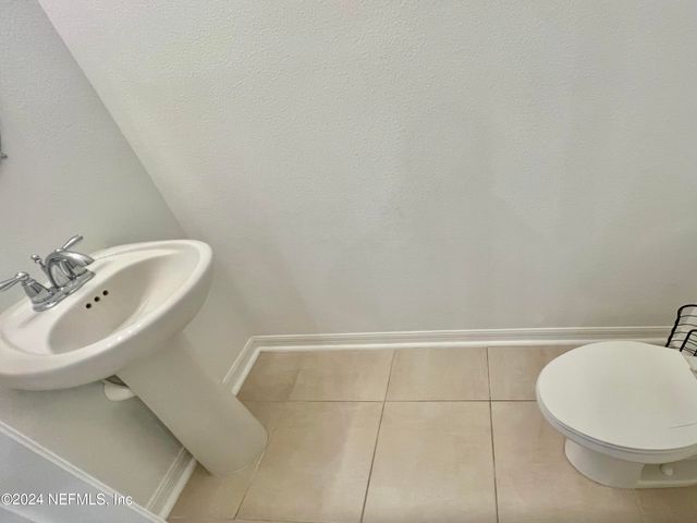 13112 ANNIE’S WALK Drive, Jacksonville, FL 32218