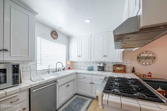 5879 Wheelhouse Lane, Agoura Hills, CA 91301