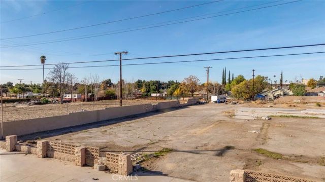 1708 N Mount Vernon, San Bernardino, CA 92411