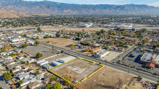 1708 N Mount Vernon, San Bernardino, CA 92411