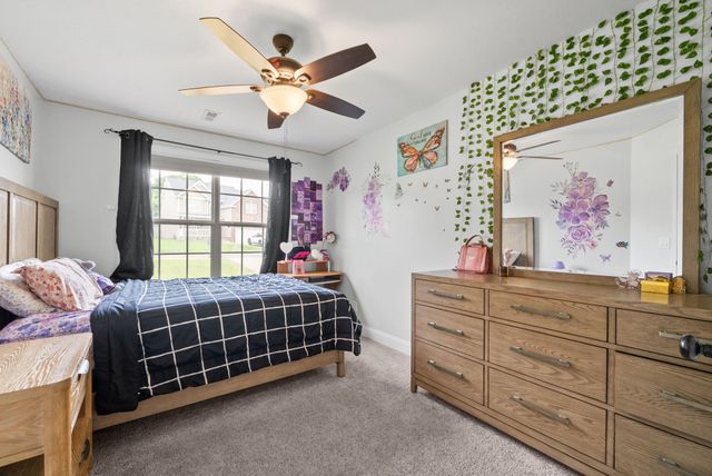 125 Sycamore Hill Dr, Clarksville, TN 37042