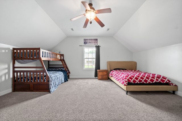 125 Sycamore Hill Dr, Clarksville, TN 37042
