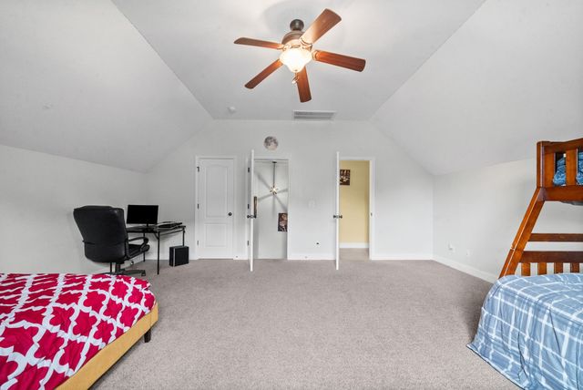 125 Sycamore Hill Dr, Clarksville, TN 37042