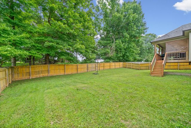 125 Sycamore Hill Dr, Clarksville, TN 37042