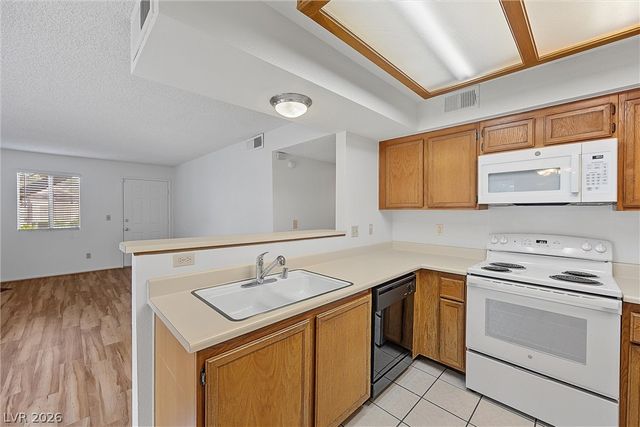 1575 West WARM SPRINGS Road 513, Henderson, NV 89014