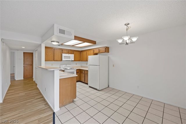 1575 West WARM SPRINGS Road 513, Henderson, NV 89014