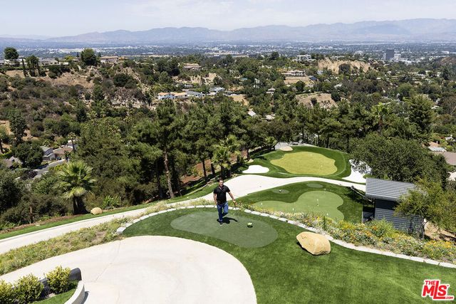 16401 Mulholland Drive, Los Angeles, CA 90049