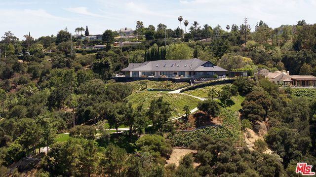 16401 Mulholland Drive, Los Angeles, CA 90049