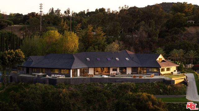 16401 Mulholland Drive, Los Angeles, CA 90049