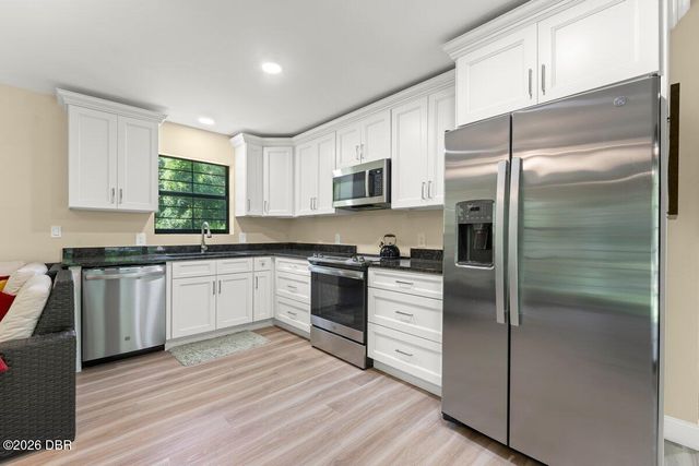 400 Pine Bluff Trail, Ormond Beach, FL 32174