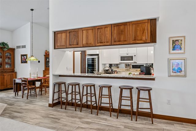 2245 Tranquil Court NW, Cedar Rapids, IA 52405