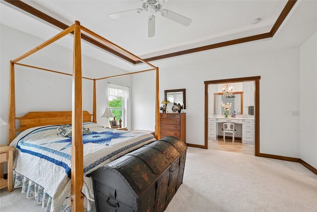 2245 Tranquil Court NW, Cedar Rapids, IA 52405