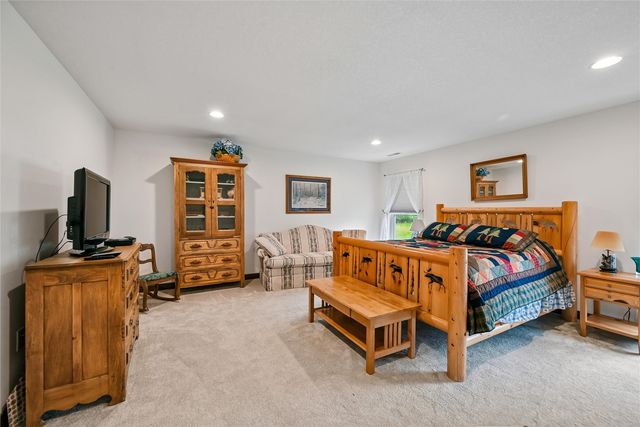 2245 Tranquil Court NW, Cedar Rapids, IA 52405