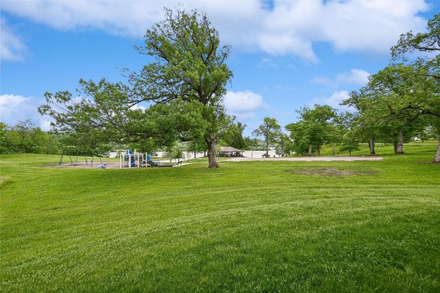 2245 Tranquil Court NW, Cedar Rapids, IA 52405