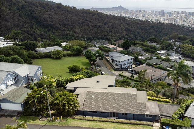 3233 Pacific Heights Road, Honolulu, HI 96813