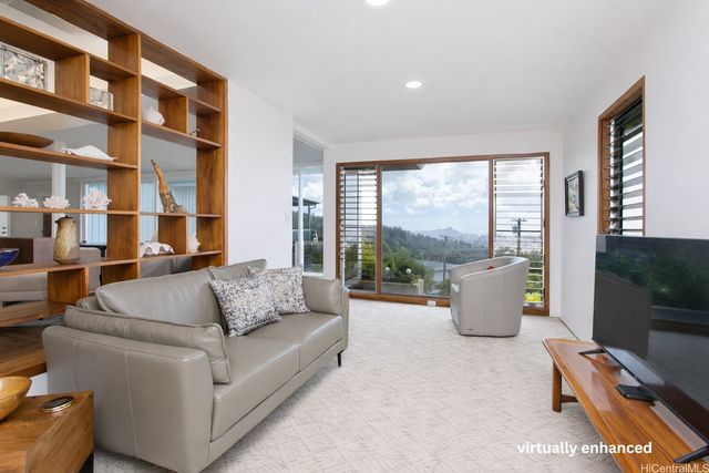 3233 Pacific Heights Road, Honolulu, HI 96813