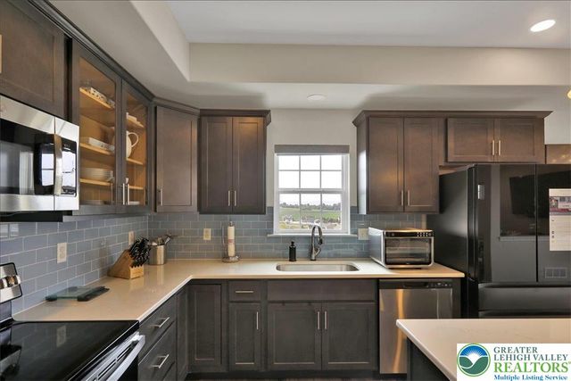 268 Ida Red Drive, Leesport Boro, PA 19533