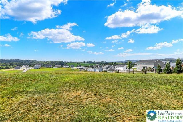 268 Ida Red Drive, Leesport Boro, PA 19533