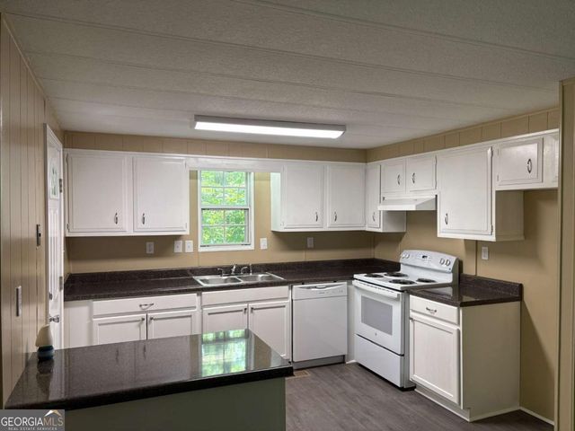 10817 Double Bridges Road, Arnoldsville, GA 30619