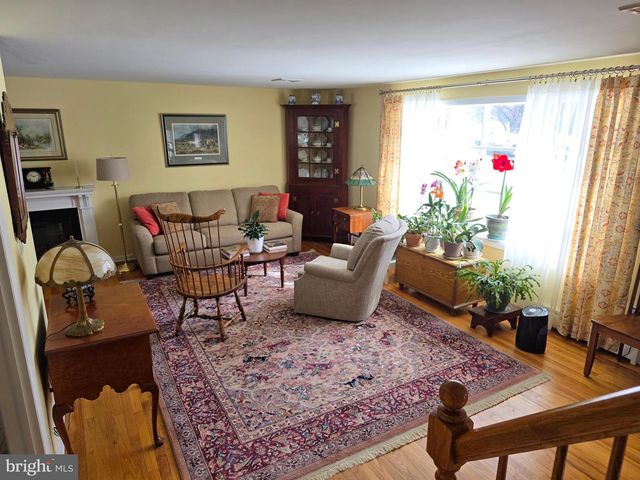 3911 RIDGELAND BLVD, Mechanicsburg, PA 17050