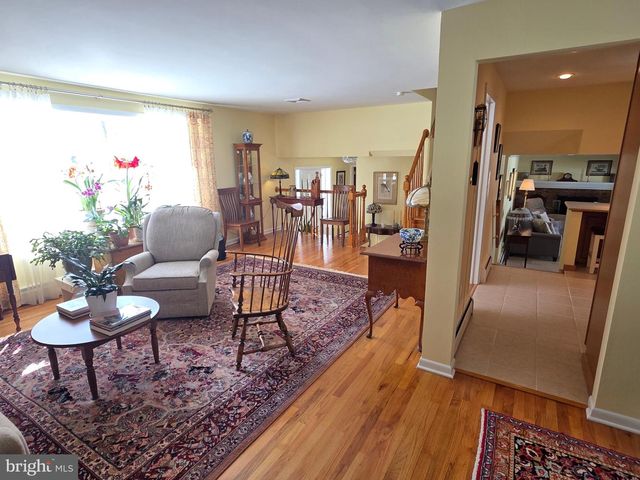 3911 RIDGELAND BLVD, Mechanicsburg, PA 17050