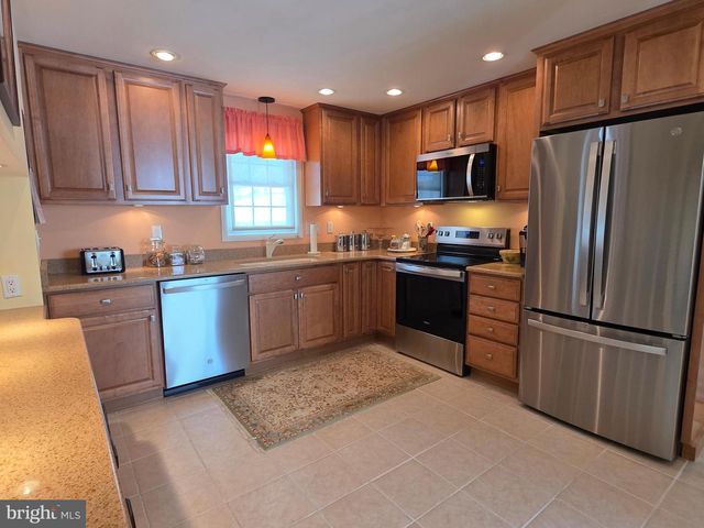 3911 RIDGELAND BLVD, Mechanicsburg, PA 17050