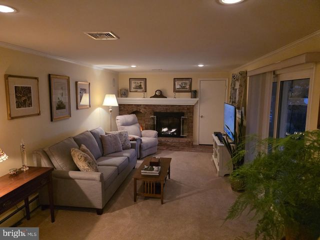 3911 RIDGELAND BLVD, Mechanicsburg, PA 17050