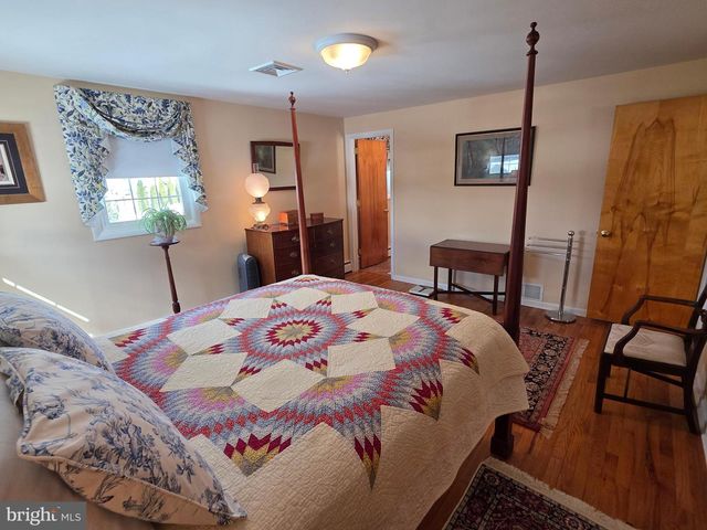 3911 RIDGELAND BLVD, Mechanicsburg, PA 17050