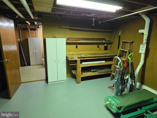 3911 RIDGELAND BLVD, Mechanicsburg, PA 17050