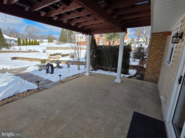 3911 RIDGELAND BLVD, Mechanicsburg, PA 17050