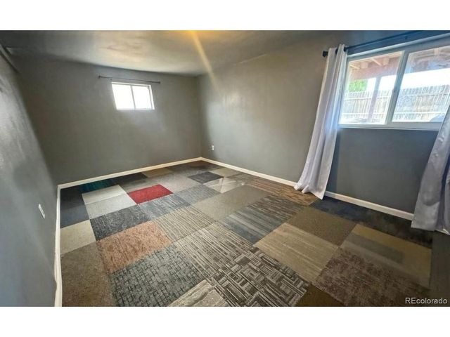 2 Bitterweed Ct, Pueblo, CO 81001